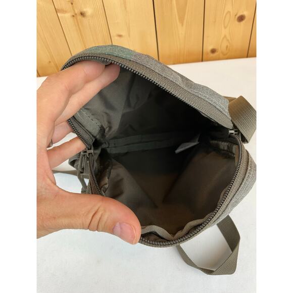 Supreme Shoulder Bag- Camo, 7 x 9" - Picture 3 of 3